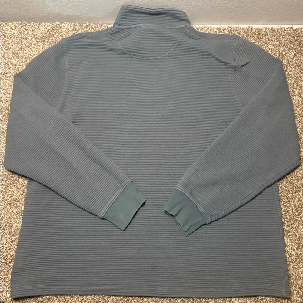 L.L. Bean Men's Charcoal Zip-Up Sweater - Picture 10 of 10